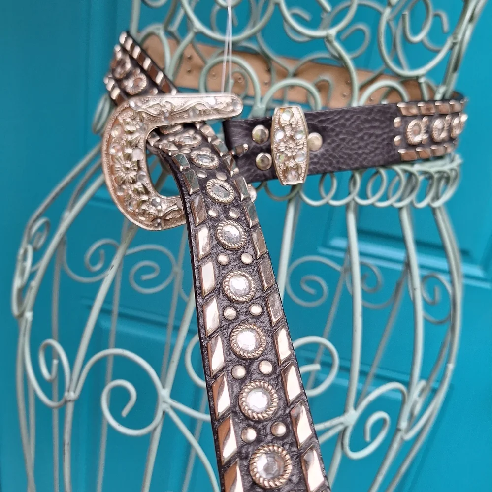 Studded Leather Belt Metal Rivets Silver Crystal Studs Womens italian Western - Picture 7 of 17